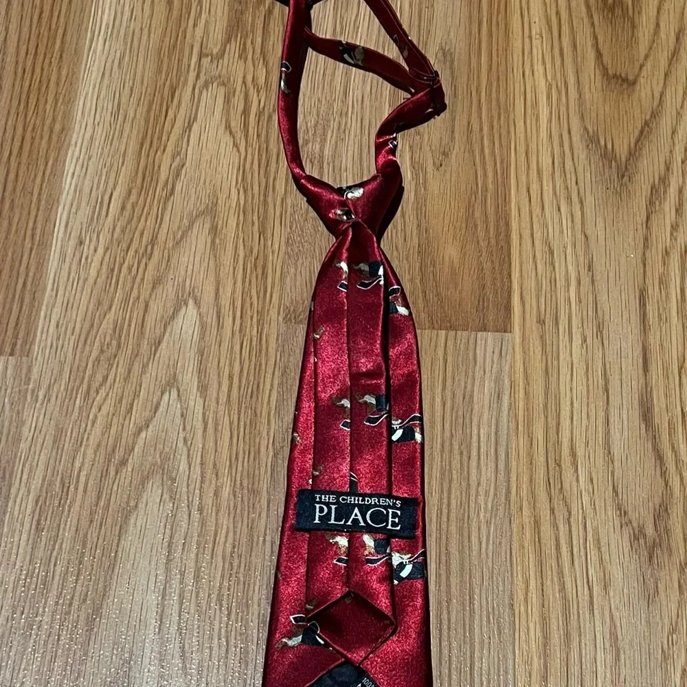 THE CHILDREN PLACE Toddler Boys Red tie with graphic dog
